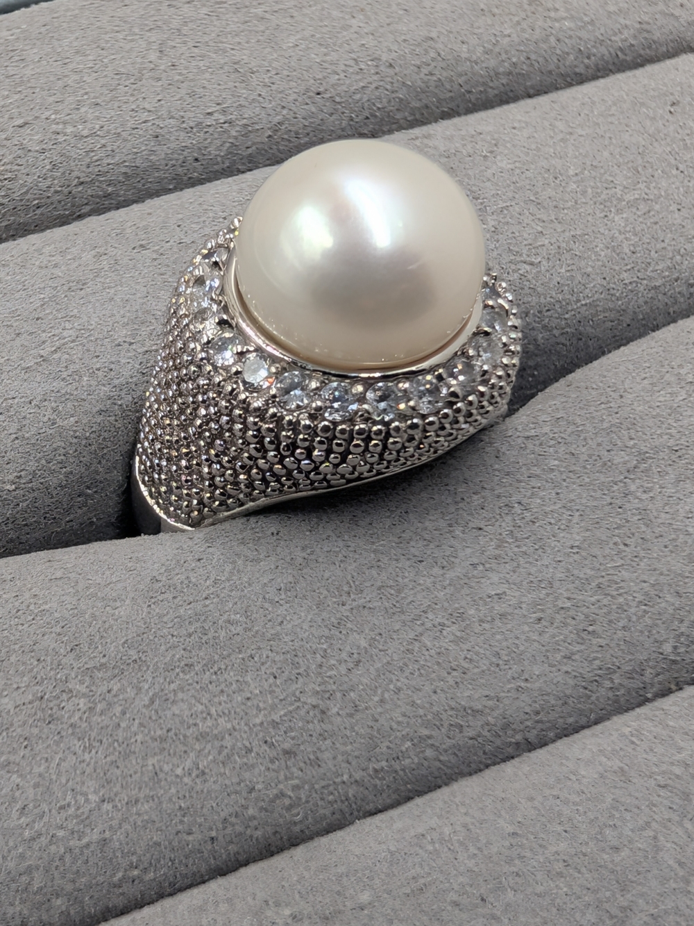 CGI Faux Pearl Crystal Bypass Statement Ring Silver Tone Size 5.75 | R01-B